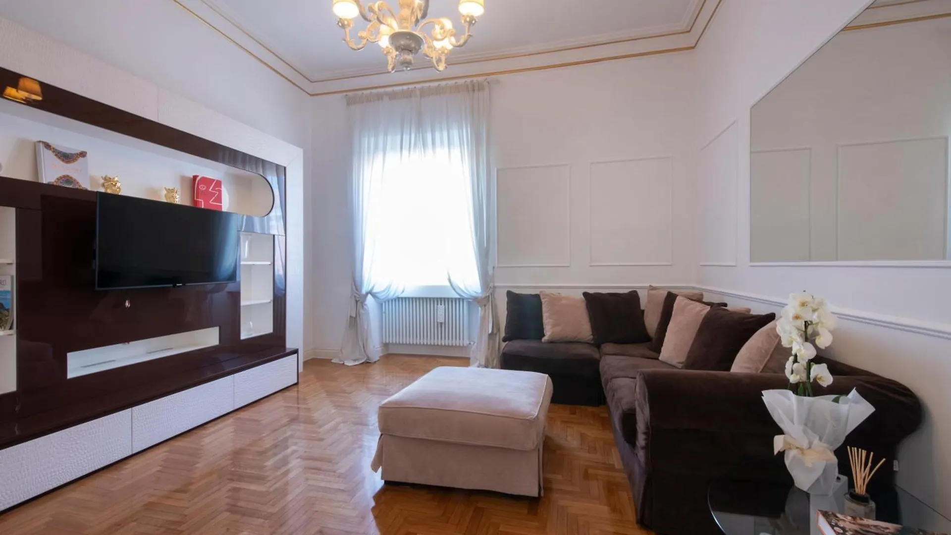 Lucrezio Caro Luxury Apartment Rom 0*,