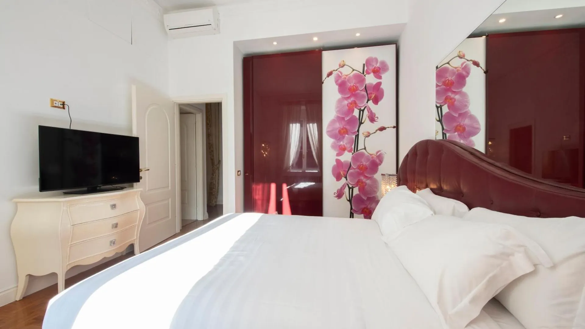 Lucrezio Caro Luxury Apartment Rom