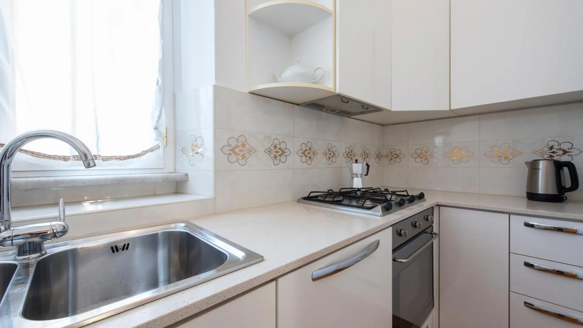 Lucrezio Caro Luxury Apartment Rom Italien